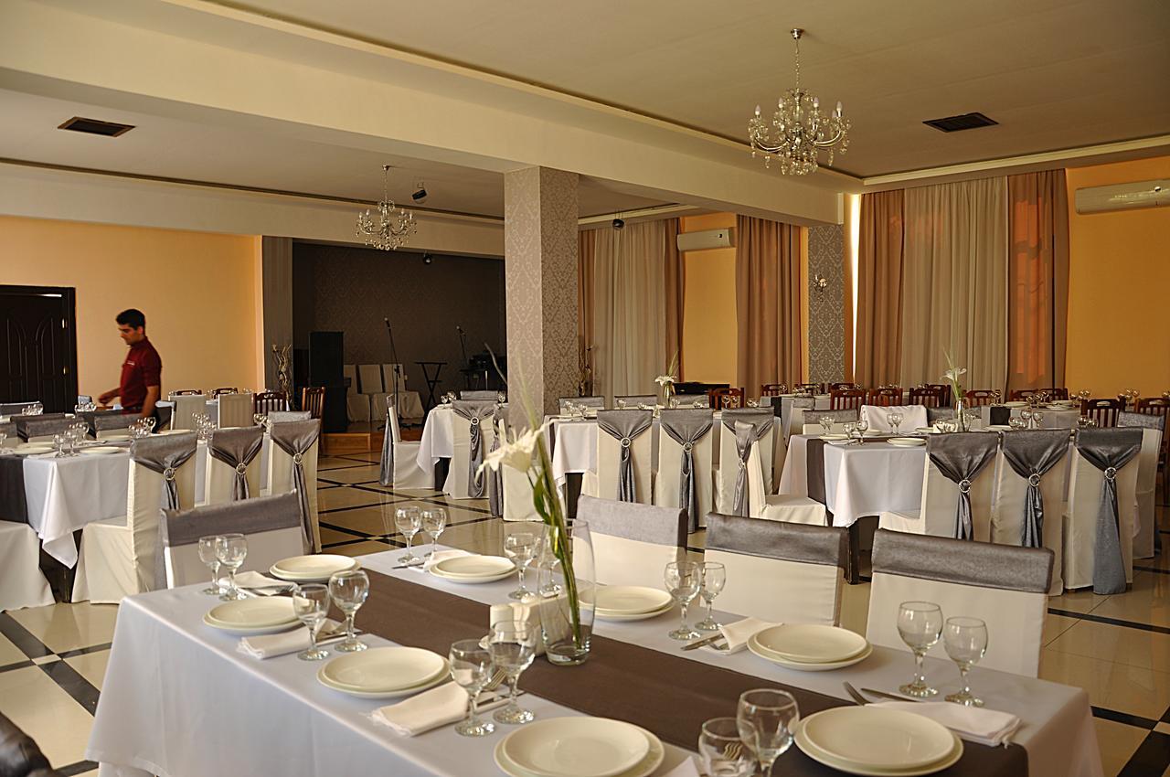 Grand Hotel Tbilisi Ngoại thất bức ảnh